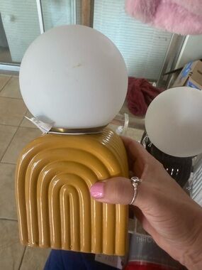 Room Essentials Black Gloss Ceramic Arch LED Table Lamp with White Globe